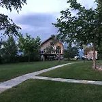 Shkodra Üdülőközpont