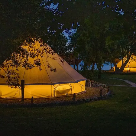 Semesteranläggning (resort) Shkodra Grilë