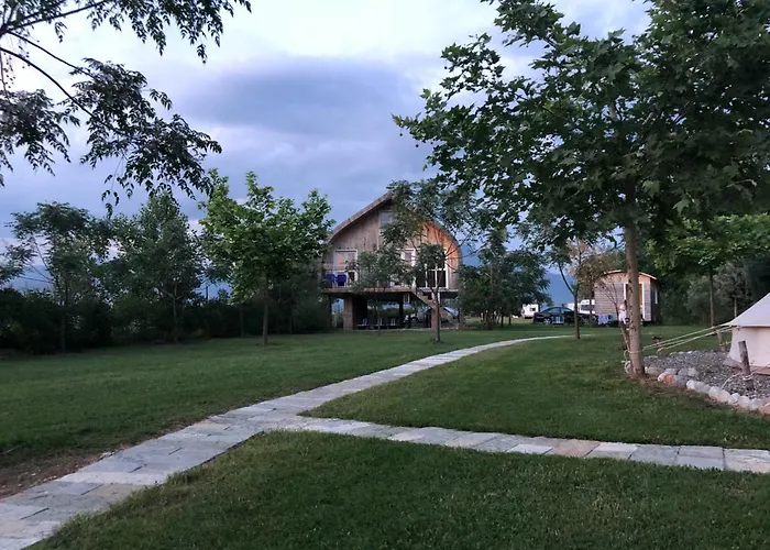 Shkodra 리조트